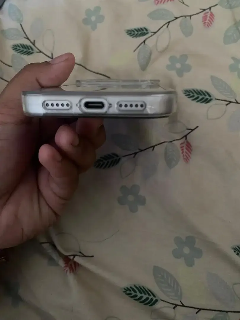 For sale iphone 17 pro - Image 7 of 7
