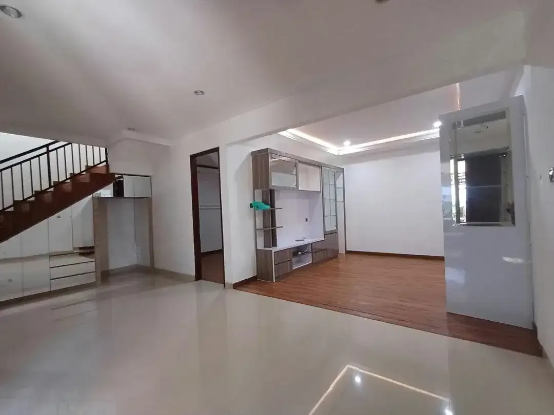 JUAL RUMAH SEMI VILLA RENO - Image 8 of 10