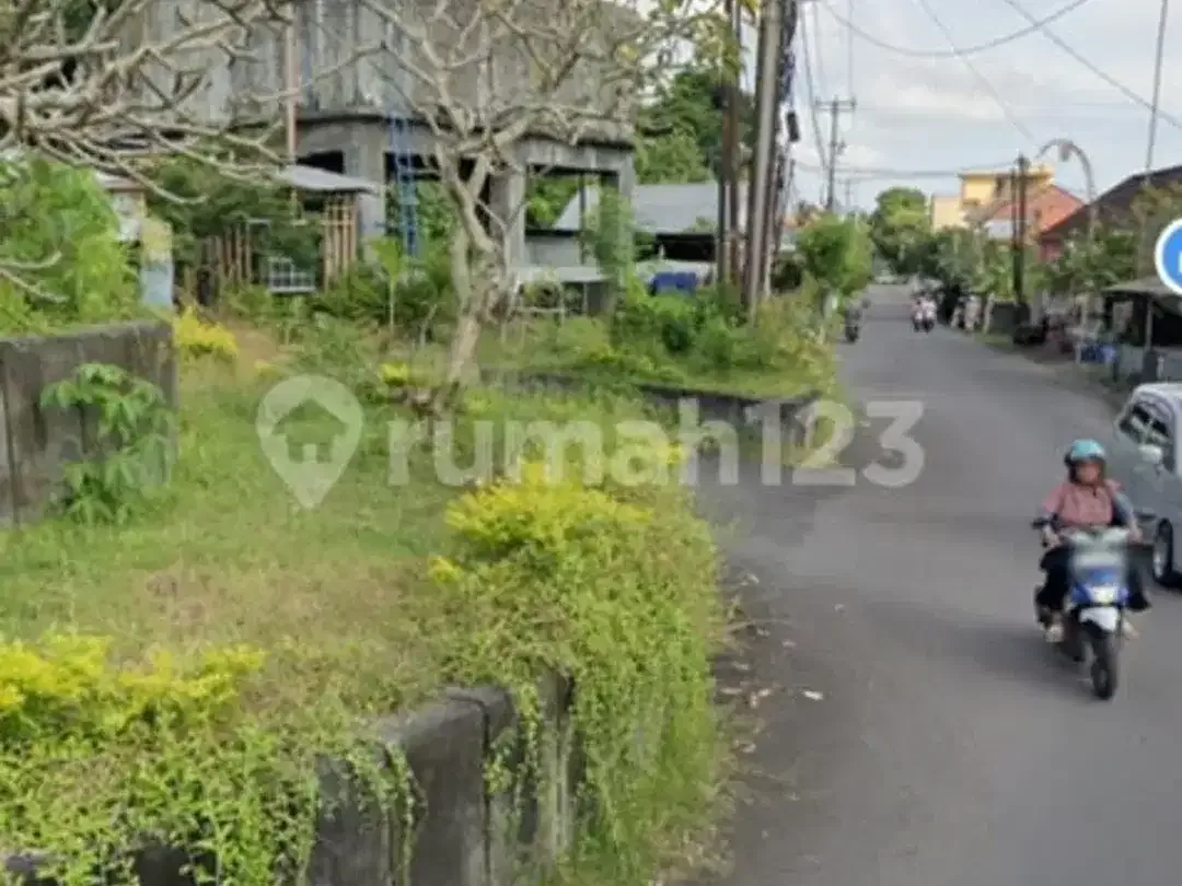 Dijual Cepat Tanah Hook Premium Perempatan Jalan di Benoa - Image 4 of 9
