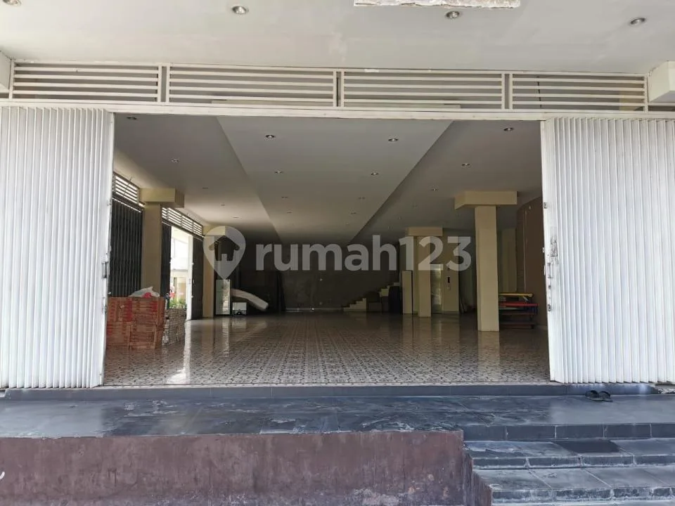 Ruko Super Strategis, Jalan Utama Imam Bonjol - Image 2 of 4