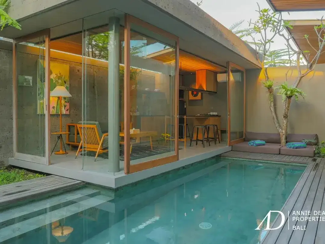 FREEHOLD | 2-BEDROOM MINIMALIST VILLA IN THE HEART OF CANGGU - Image 2 of 9