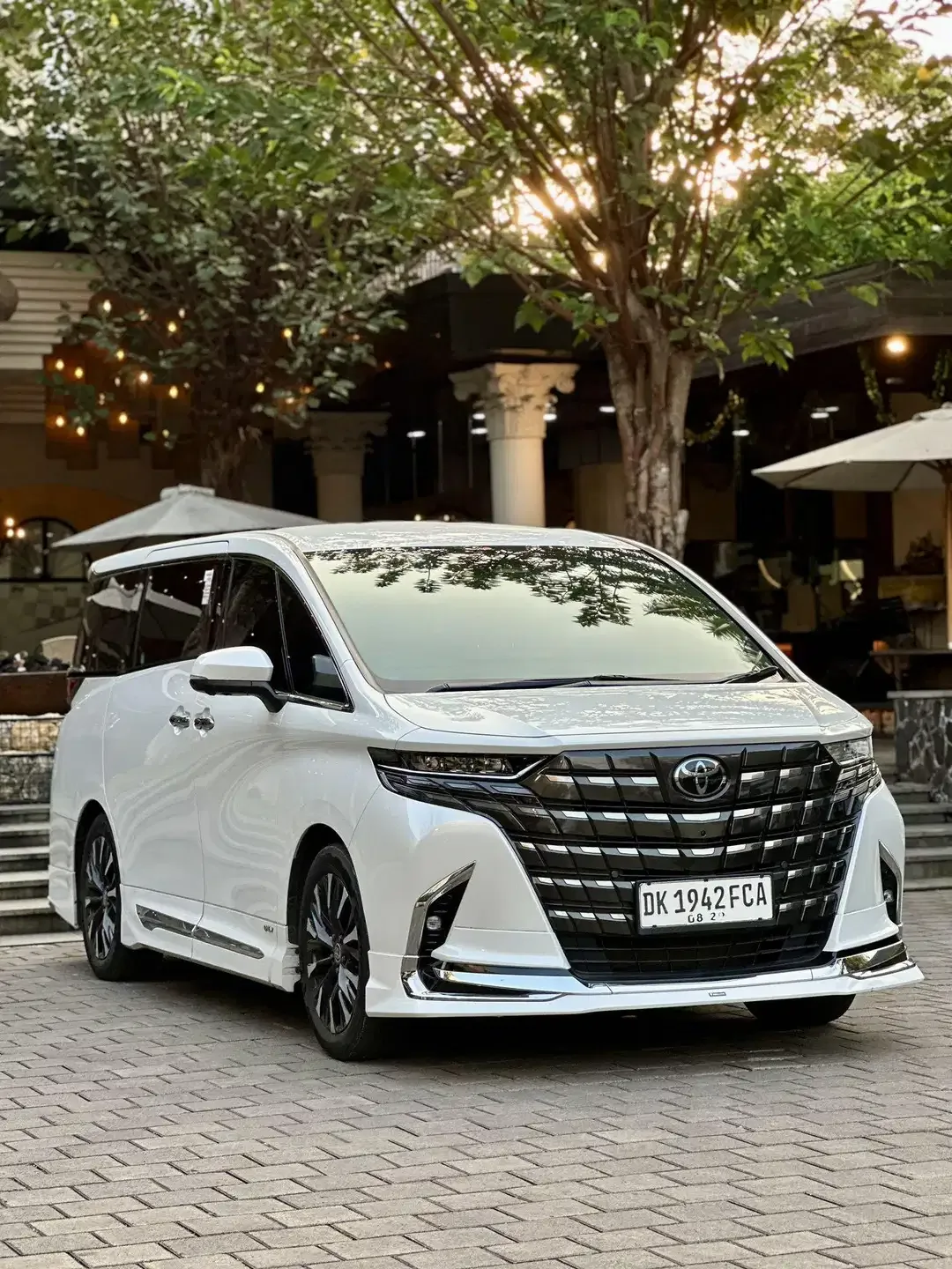 NEW ALPHARD 2.5 HYBRID TSS MODELLISTA 2024 PUTIH ASLI BALI - Image 2 of 10