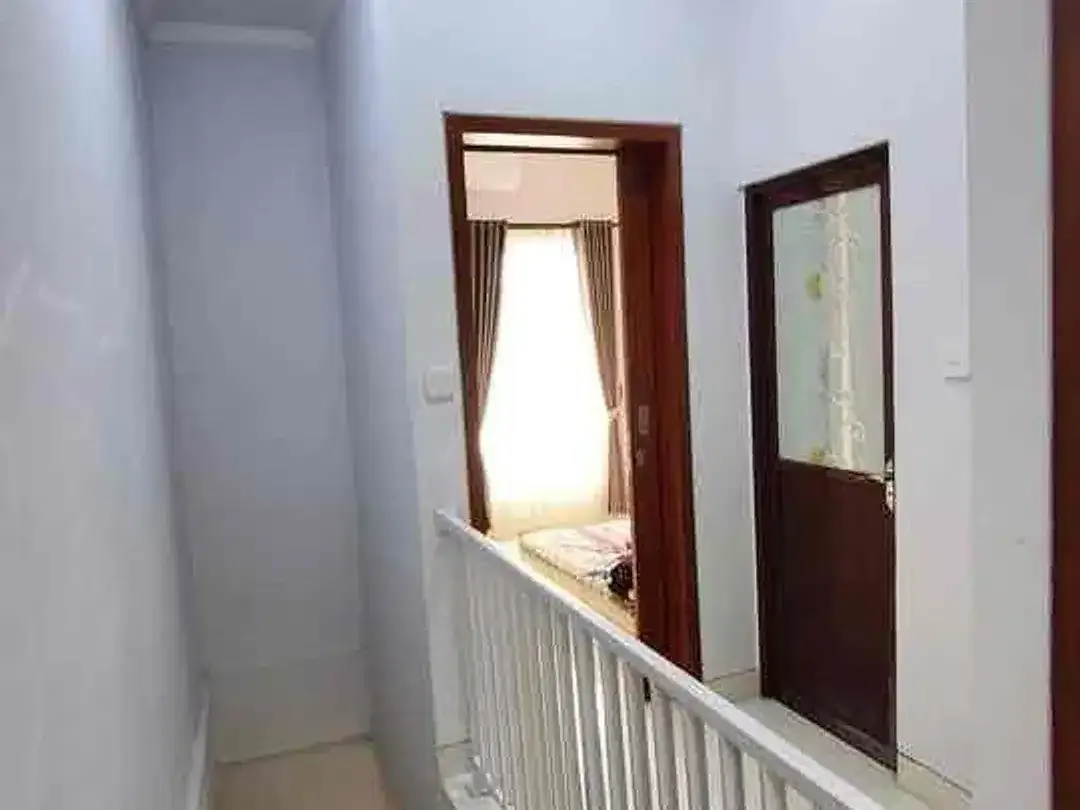 Dijual rumah minimalis 2lantai furnished siap huni lokasi panjer Denpasar - Image 5 of 10