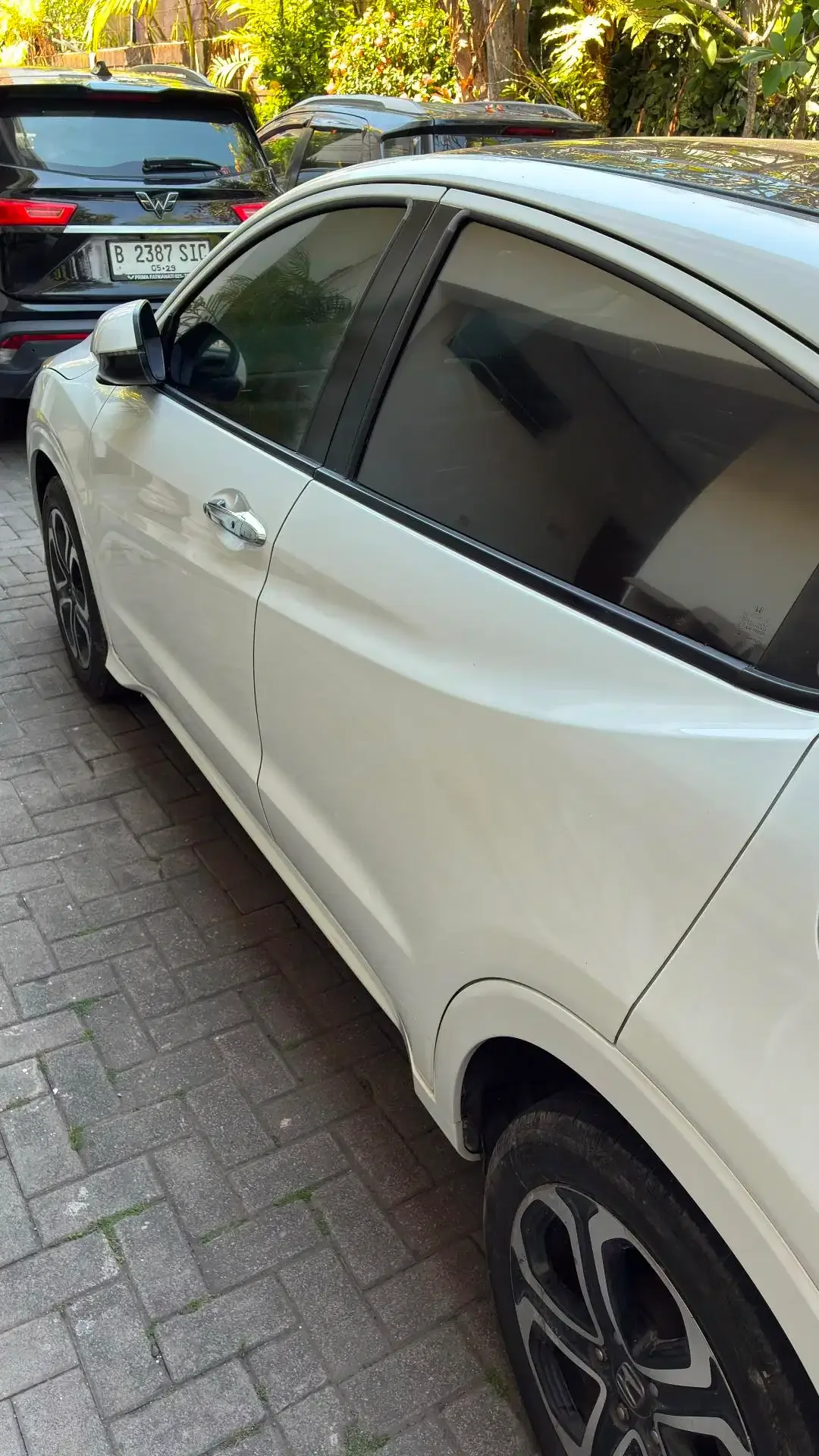 HONDA HRV PRESTIGE 1.8 PUTIH - Image 3 of 8