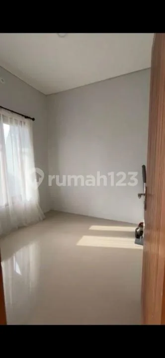 Disewakan Rumah 2 Lantai Minimalis Denpasar Selatan - Image 3 of 4