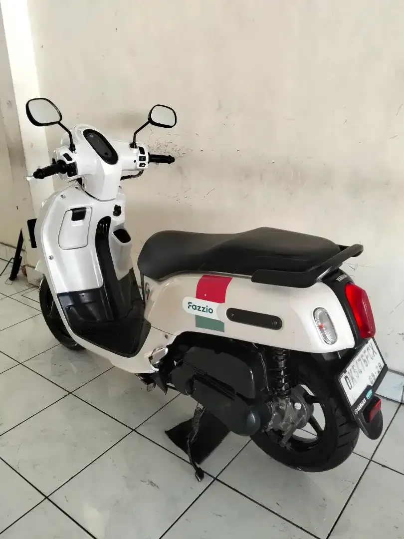 DP 2,2 JT/ BUNGA MENURUN 2% / YAMAHA FAZZIO TAHUN 2023 - Image 4 of 6
