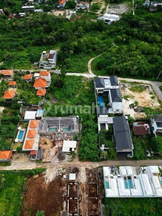 Tanah Lokasi Perdana di Ungasan / Jln. Toyaning Ii dengan Villa Mewah - Image 3 of 4