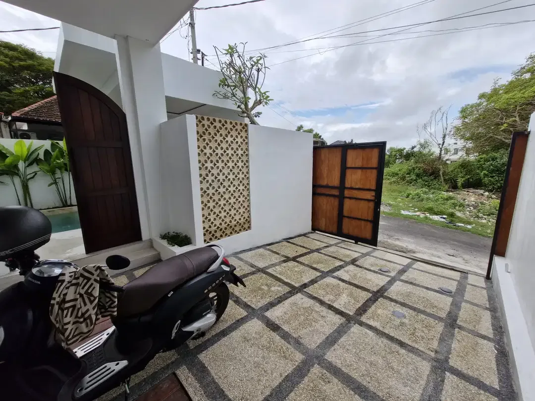 VILLA BARU MEDITTERANEAN VIEW GWK DI JIMBARAN ATAS - Image 3 of 10