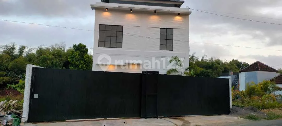 Modern 2 Bedrooms Villa 200M2 Kutuh - Nusa Dua Bali - Image 2 of 4