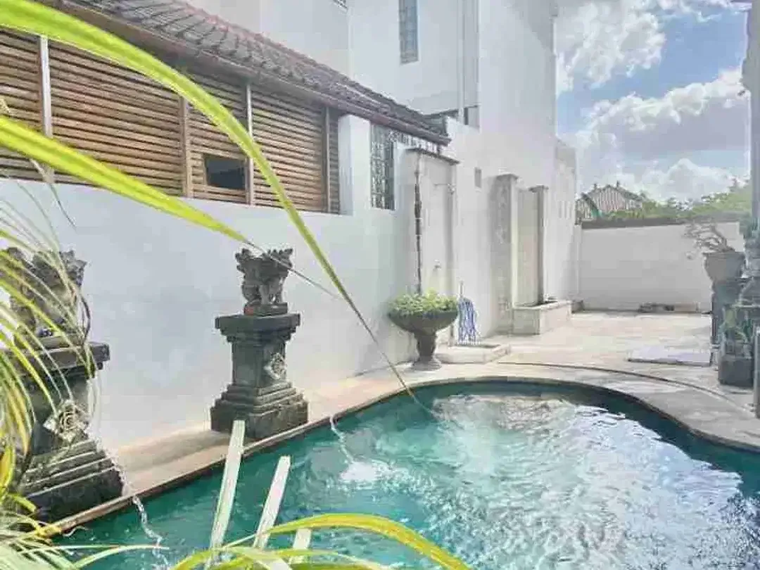 Villa stratrgis behind St Ali pererenan Canggu Bali - Image 1 of 10