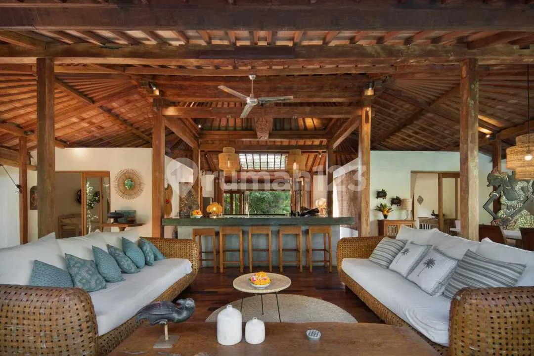 4 Bedrooms Villa With French Inspired Elegance For Rent - Image 4 of 4