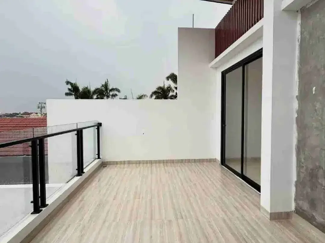 Rumah Mewah Scandy private Poll Di Gatsu Timur Dekat Mall Living Word Denpasar - Image 7 of 10