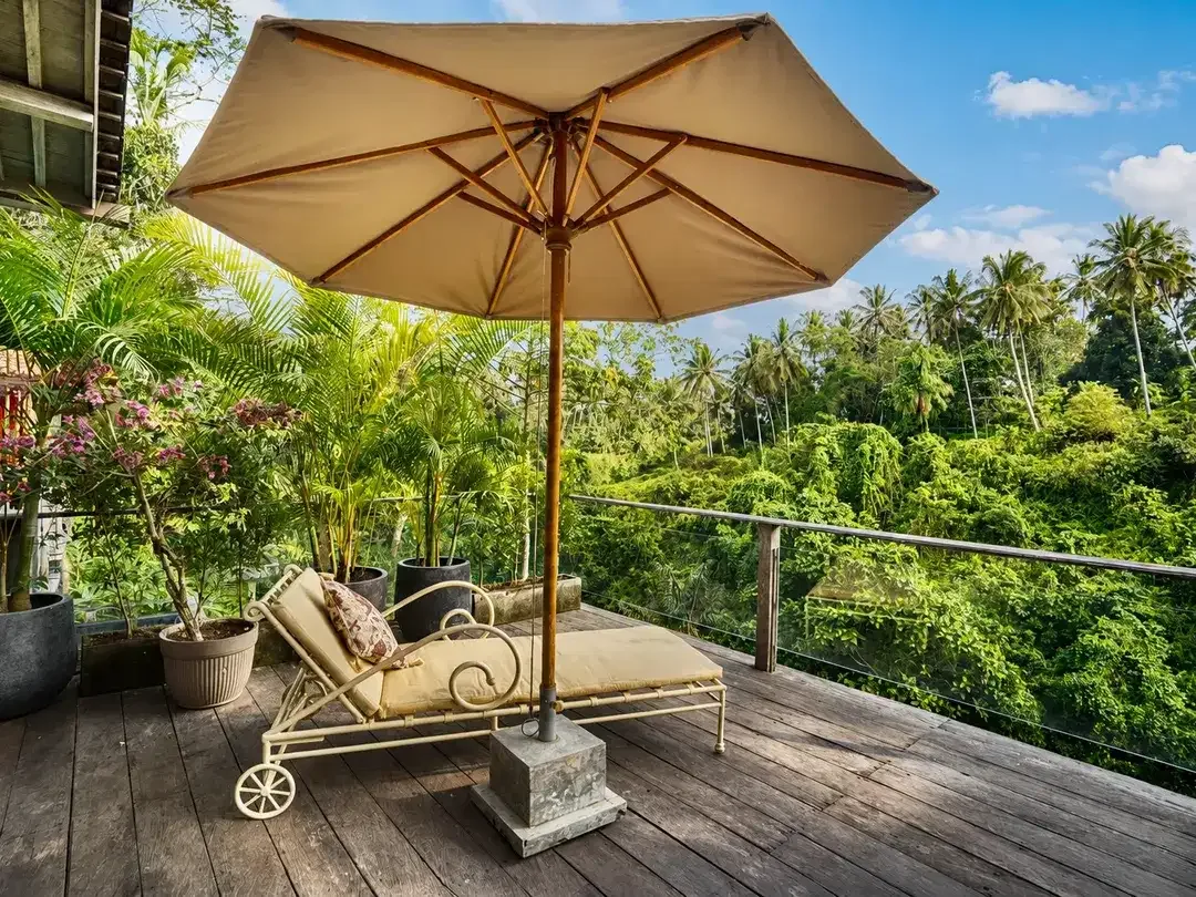 Stunning Jungle and river view Leasehold Villa in Serene Ubud - Your Turn-Key Investment Opportunity - Image 4 of 10