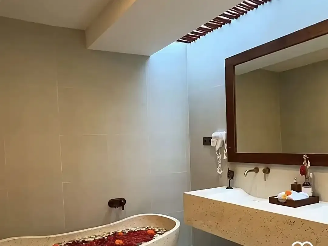 Mediterranean Villa near Discovery Mall Kuta - Image 5 of 10