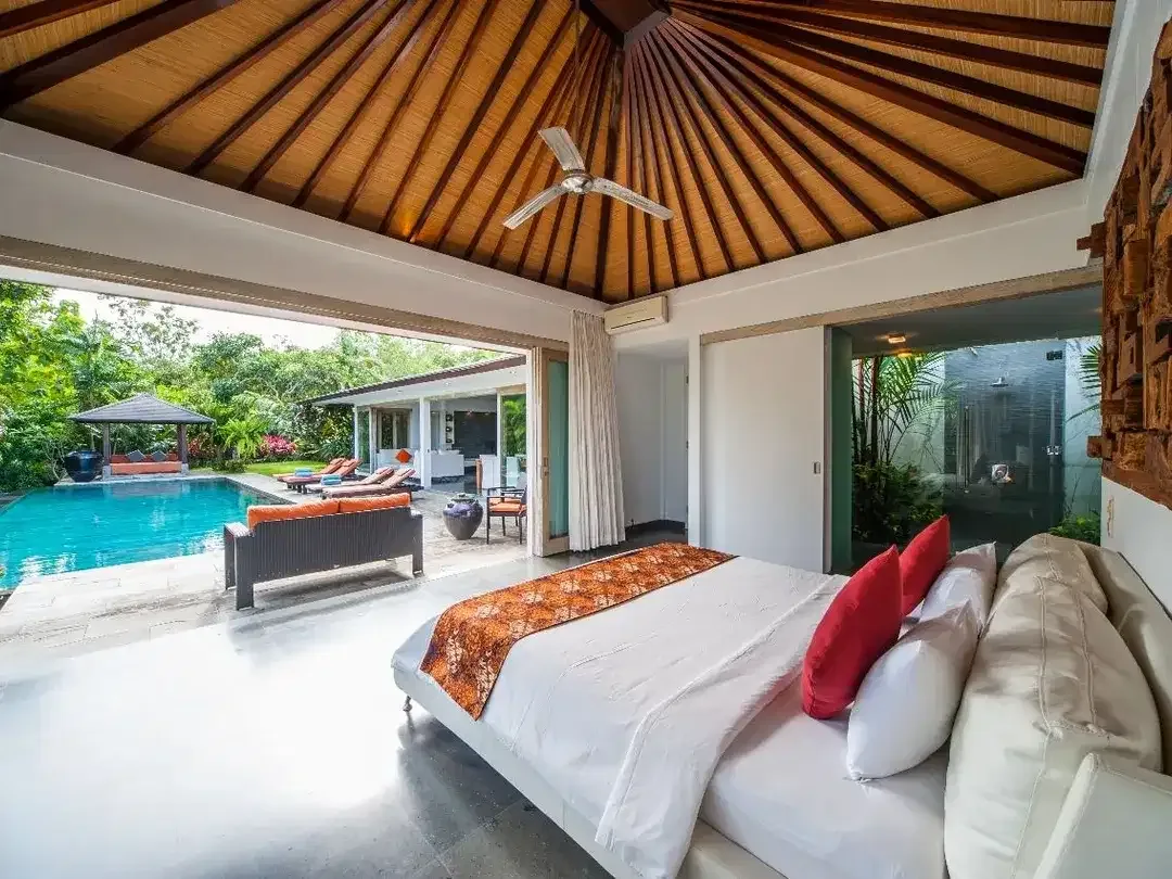 Villa Pecatu Ungasan Bangunan Mewah Dengan Pemandangan Hutan - Image 10 of 10