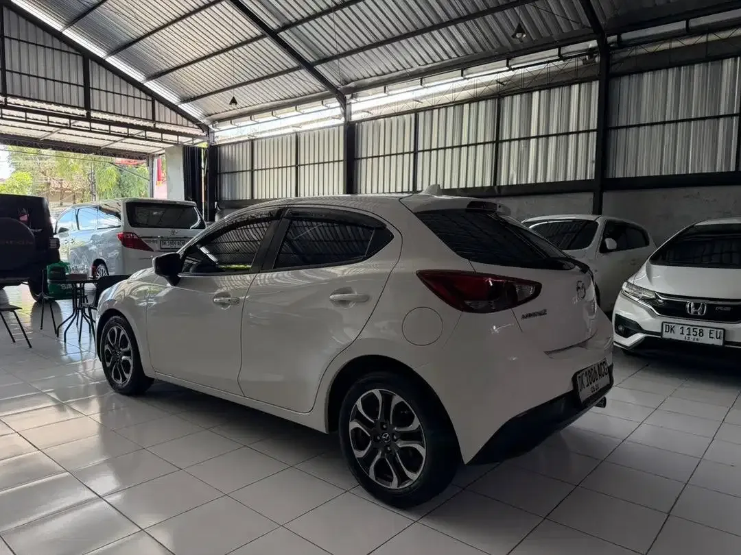 Mazda 2 R Skyactiv 2015 - Image 8 of 9