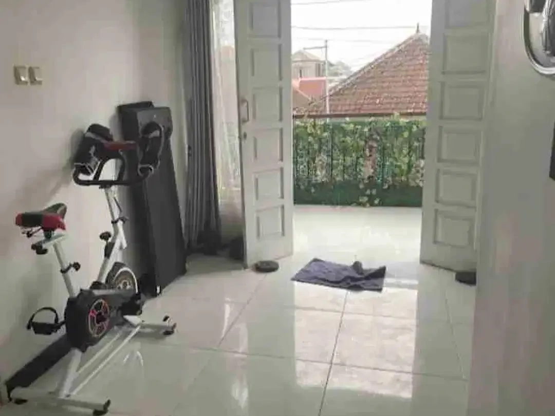 RUMAH SEWA SEMI FURNISHED PAMOGAN DENPASAR SELATAN BALI - Image 8 of 10