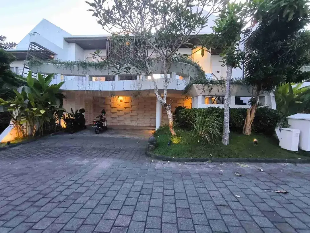 Villa View Laut dan Perbukitan di Kawasan Elite Ungasan - Image 7 of 10