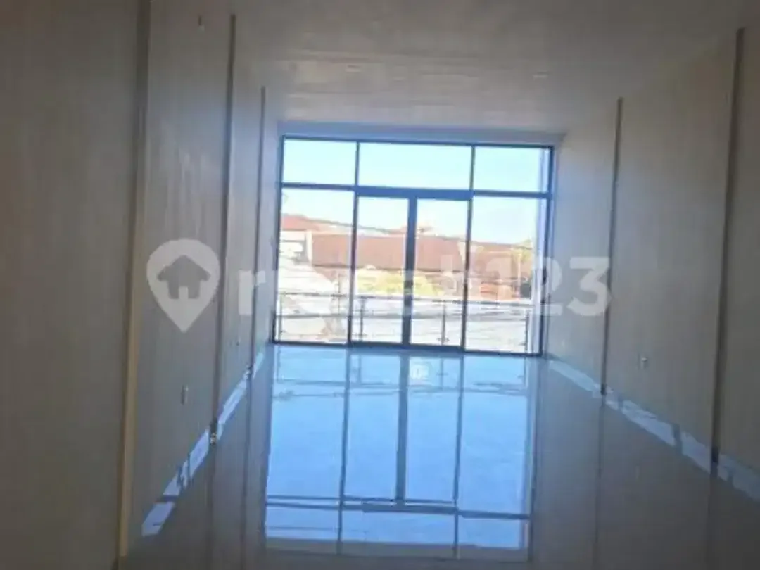 Dijual Ruko 3 Lantai Siap Pakai Strategis di Denpasar Utara - Image 7 of 10