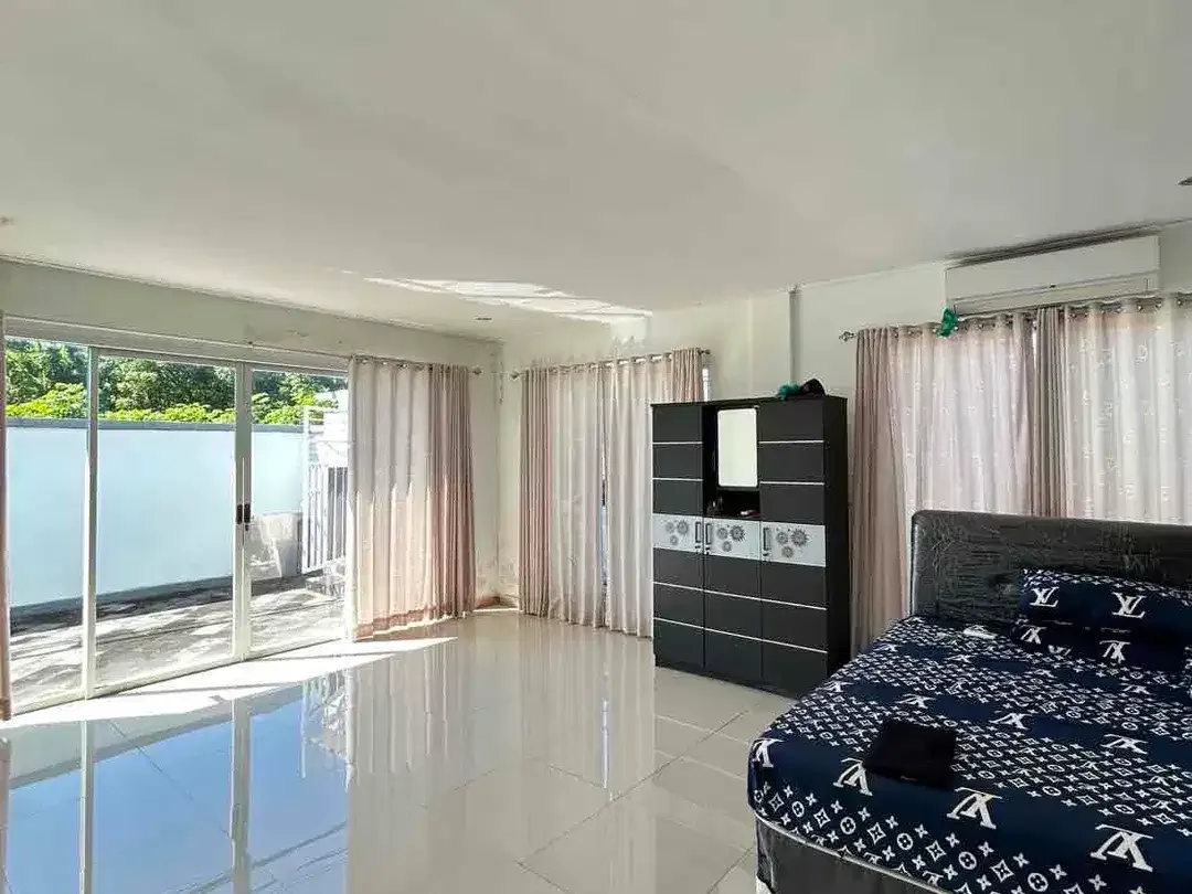 Villa lovina 8 are, view pantai

Jl. Melati, Dencarik, Kec. Banjar, Kabupaten Buleleng - Image 5 of 10
