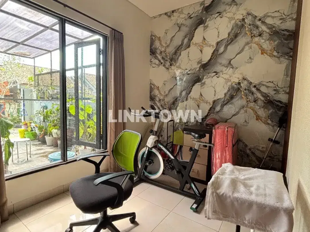 DIJUAL RUMAH SEMI VILLA – LANGSUNG PEMILIK - Image 2 of 10