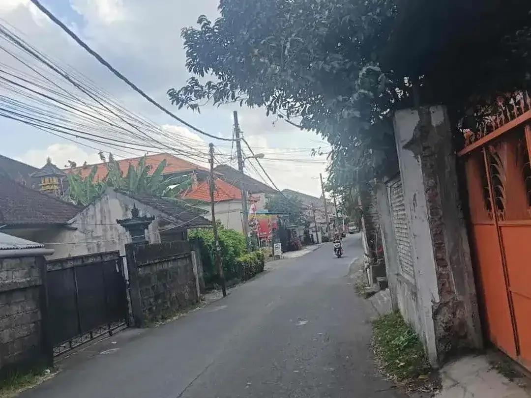 SALE Tanah 328 M² SHM Zona Kuning Denpasar - Image 3 of 6
