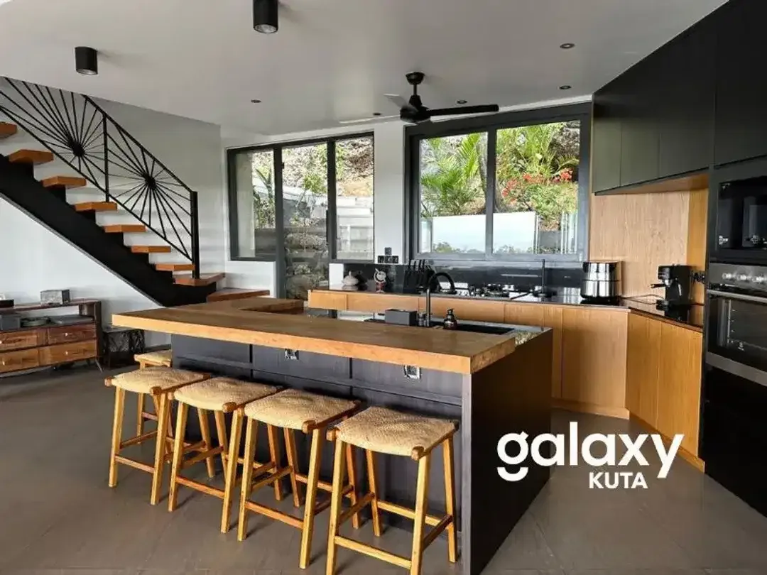 FOR SALE SUNSET VIEW VILLA IN THE HEART OF LABUAN SAIT ULUWATU BADUNG - Image 4 of 10