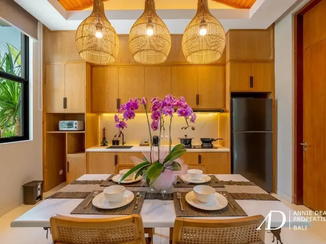 FREEHOLD 2 BEDROOM VILLA SET WITHIN GATED COMMUNITY IN CANGGU - Image 5 of 9