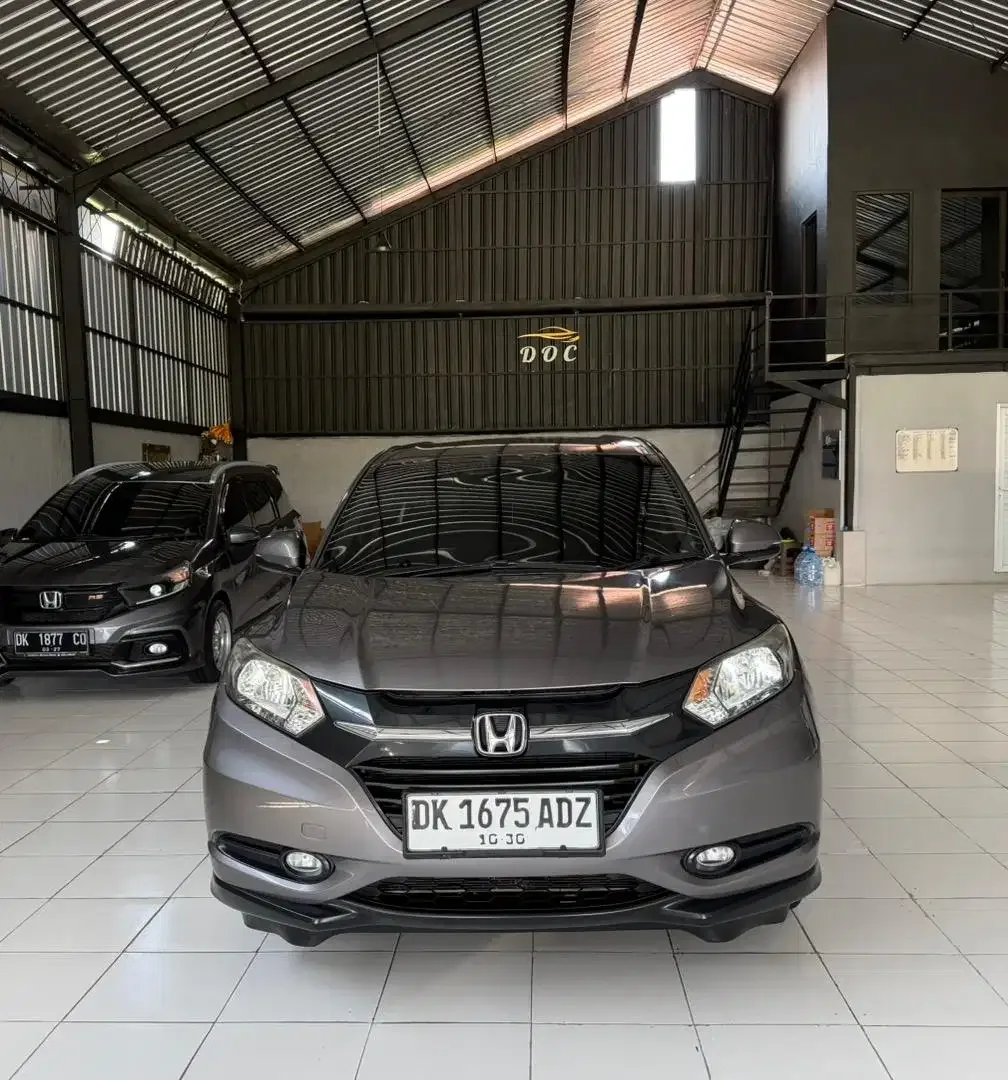 HRV E Cvt 2015 asli bali - Image 2 of 9