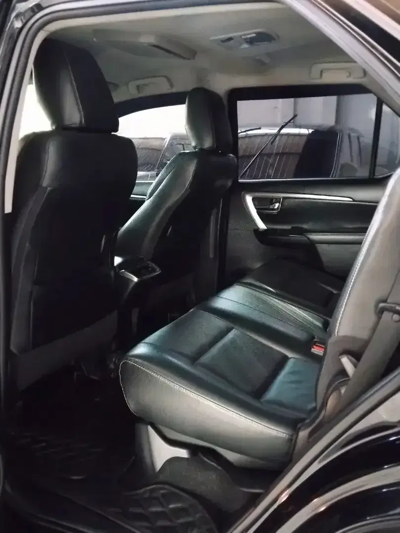 FORTUNER VRZ GR SPORT 2.8 CC TERIMA ATAS NAMA - Image 5 of 9