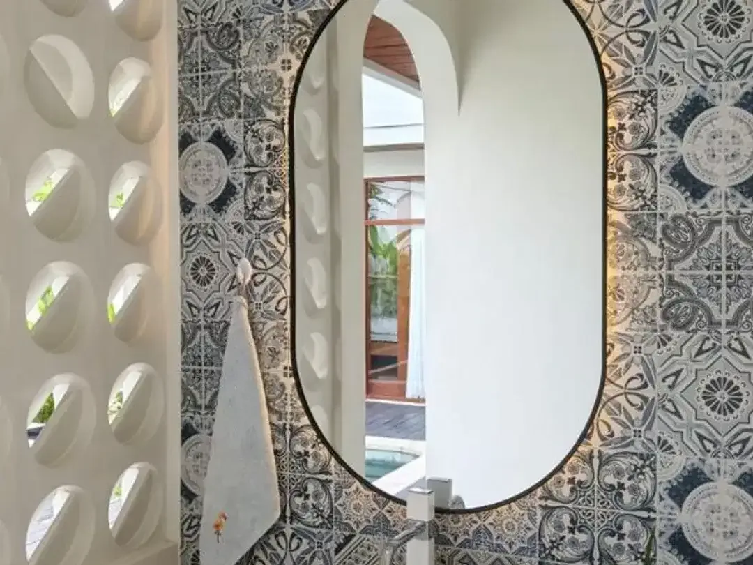 BRAND NEW 3 BEDROOMS VILLA IN SANUR FOR RENT - Image 9 of 10