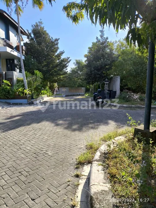 Tanah 165M2 Cocok untuk Villa atau Guesthouse Pecatu Graha - Image 3 of 4