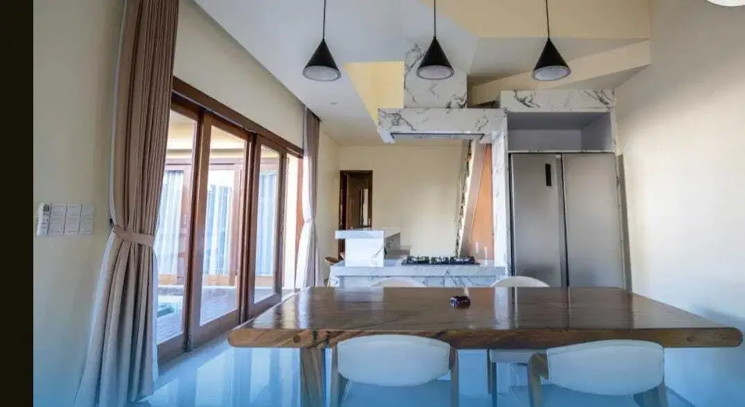VILLA DI SEWAKAN FULLY FURNISHED DEKAT PANTAI DI UNGASAN - Image 9 of 10