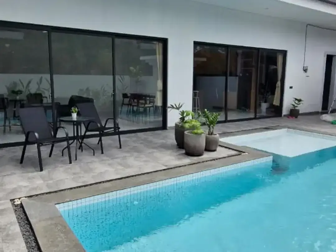 BRAND NEW MODERN MINIMALIST VILLA IN DHARMAWANGSA NUSA DUA - Image 2 of 10