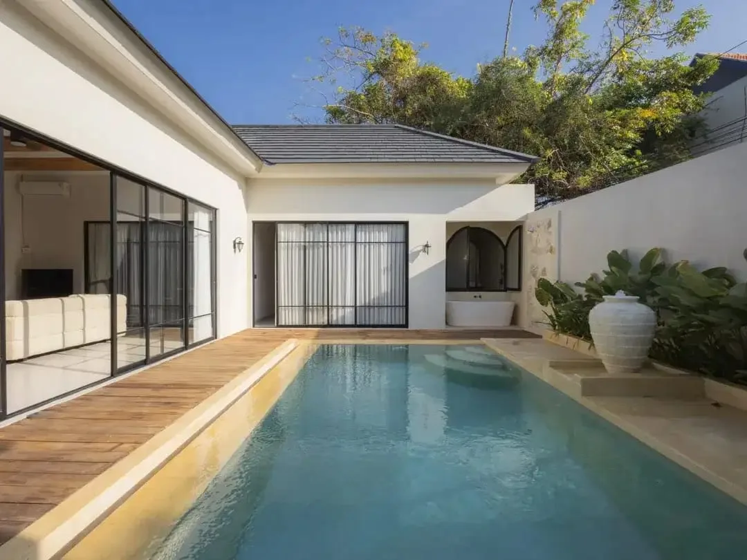 BRAND NEW LUXURY VILLA IN SANUR - Image 6 of 10