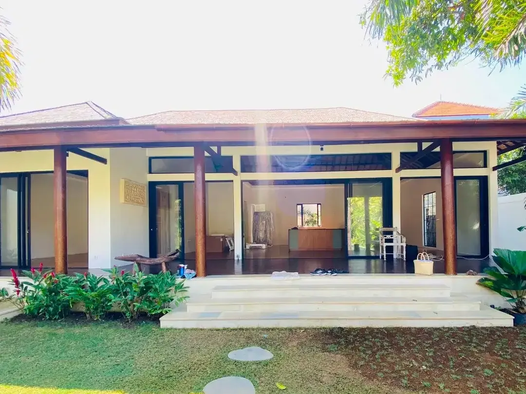 MINI PRIVATE RESORT STYLE VILLA SANUR - Image 2 of 6