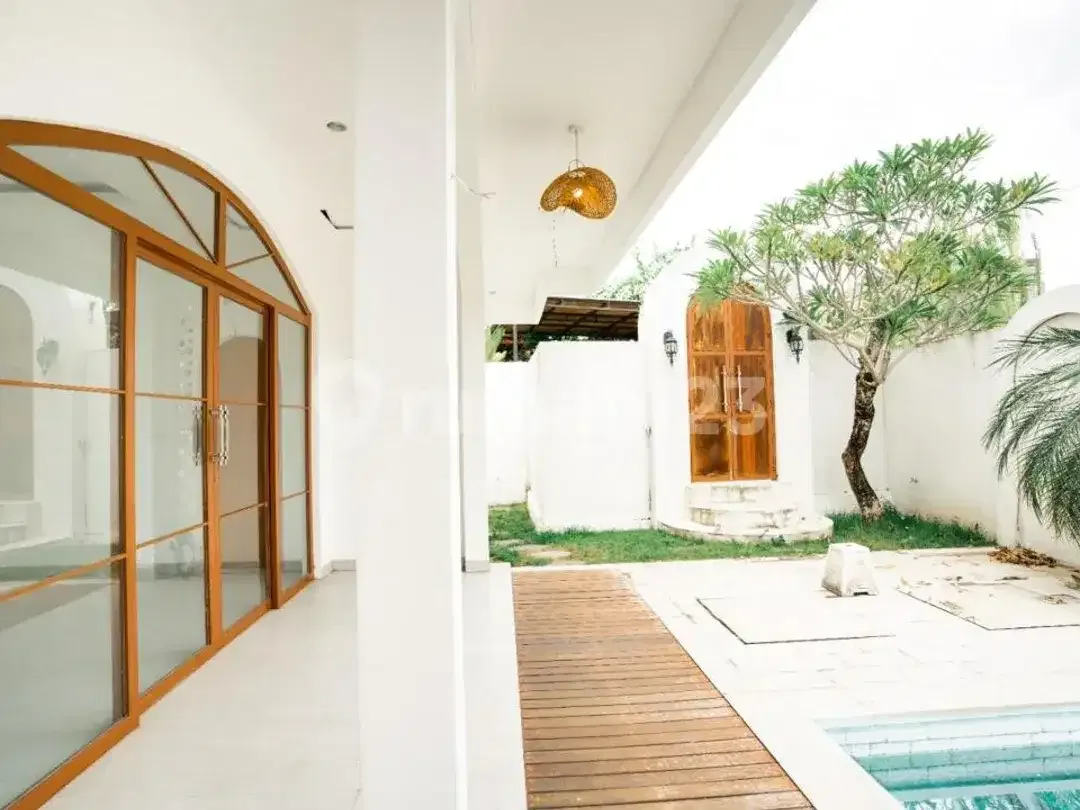 Villa Brand Lantai 1 Area Babakan Canggu Bali - Image 3 of 10