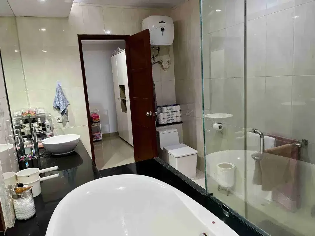 dijual villa 4 bedroom dipurigading jimbaran Badung Bali - Image 7 of 10
