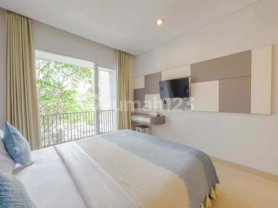 Hotel Mewah 3 Lantai Konsep Modern Dekat Pantai Petitenget - Image 4 of 4