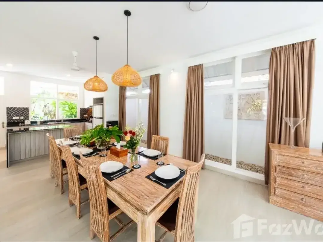 4 Bedroom Villa for rent in Batu Belig, Bali - Image 6 of 10