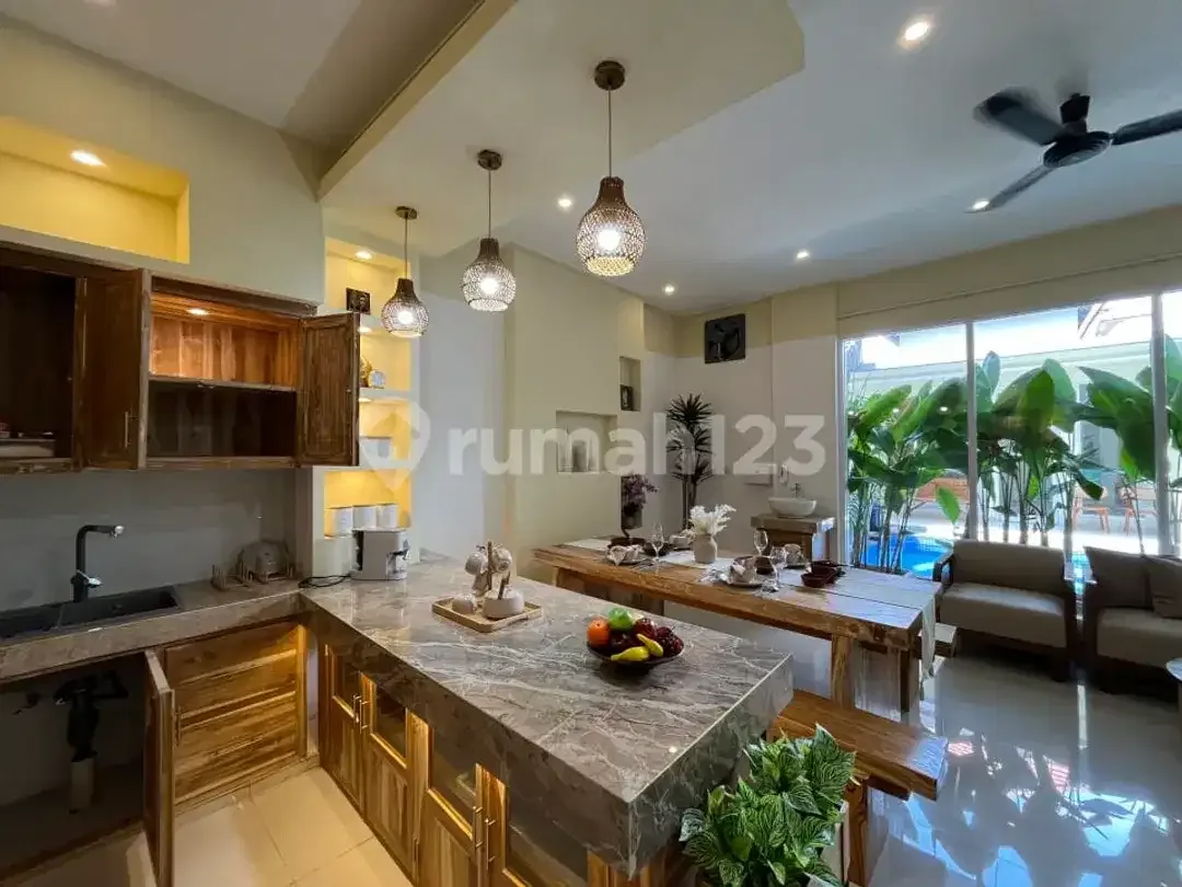 Private Luxury Villa dengan Private Pool & One Gate System Sanur - Image 4 of 10