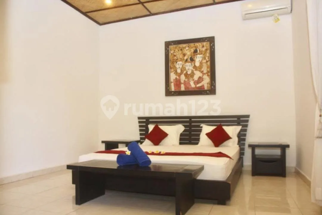Villa 2 Lantai dengan Pool Strategis 5 Menit ke Pantai Sanur - Image 3 of 4
