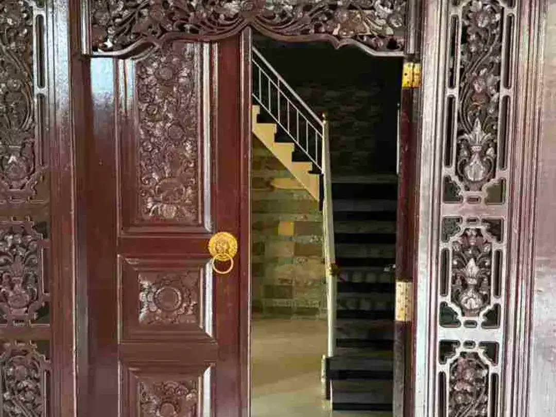 RUMAH SECOND LANTAI II DALUNG PERMAI UNTUK DIJUAL - Image 2 of 10