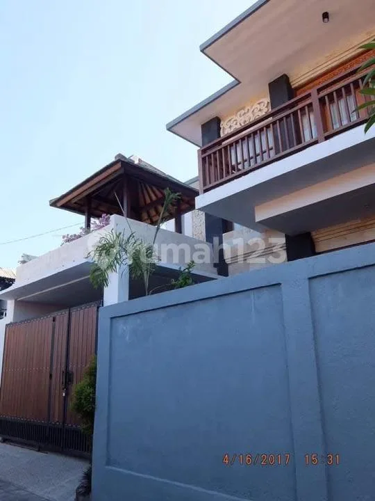 Yearly Rental, 3 Bedrooms Villa Near To The Beach & International School, Sanur - Image 1 of 4