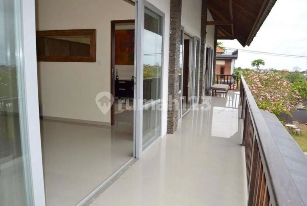 Villa Mewah Terawat Fasilitas Sangat Baik Lokasi Bagus - Image 3 of 4