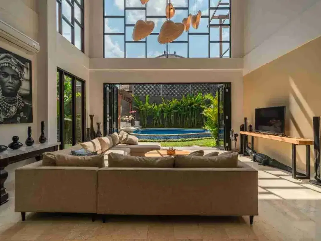 Villa Tropis Mewah Kerobokan Full Furnished - Image 5 of 10