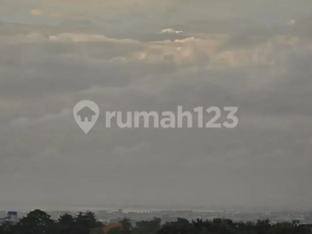 Villa 2 Lantai + Rooftop di Jimbaran,Pemandangan Laut dan Kota - Image 4 of 10