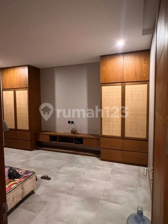 Brand New Villa Modern Style Lokasi - Batur Sari, Sanur, Denpasar - Image 2 of 3