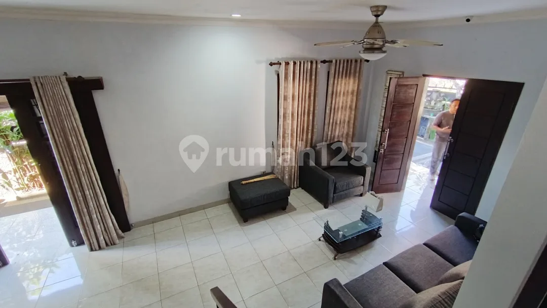 Rumah Modern dan Strategis di Daerah Tukad Badung Renon Denpasar - Image 2 of 4