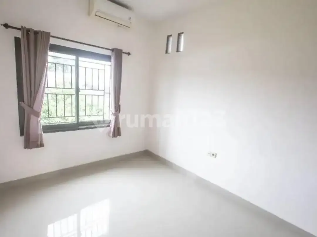 Rumah Modern Minimalis Lantai 2 Area Abianbase Dalung Utara - Image 6 of 9